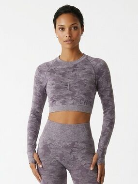 GYMSHARK Women's Purple Camo Cropped Long Sleeve Workout Top Size Medium